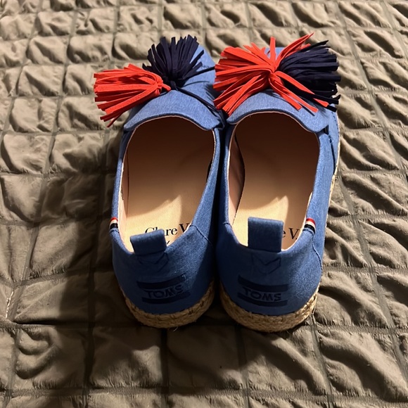 Brand new Clare V x Toms collab - Picture 3 of 4